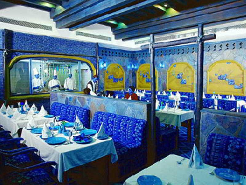 Kc Cross Road Hotel Panchkula Bagian luar foto